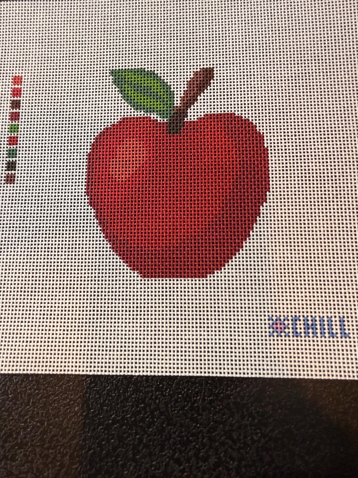 Classic Red Apple Needlepoint Canvas – Fruit Series, Kitchen Decor